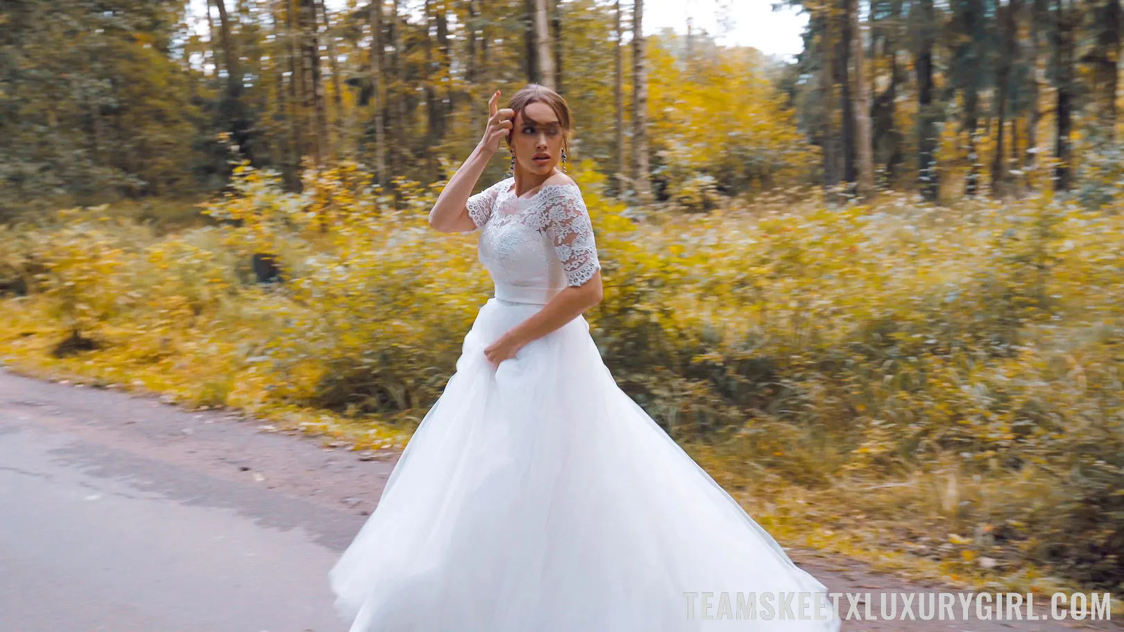 Team Skeet 'Runaway Bride' starring Luxury Girl (Photo 1)