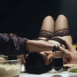 Lyla Storm en 'Team Skeet' La gula parte 1 (Miniatura 64)