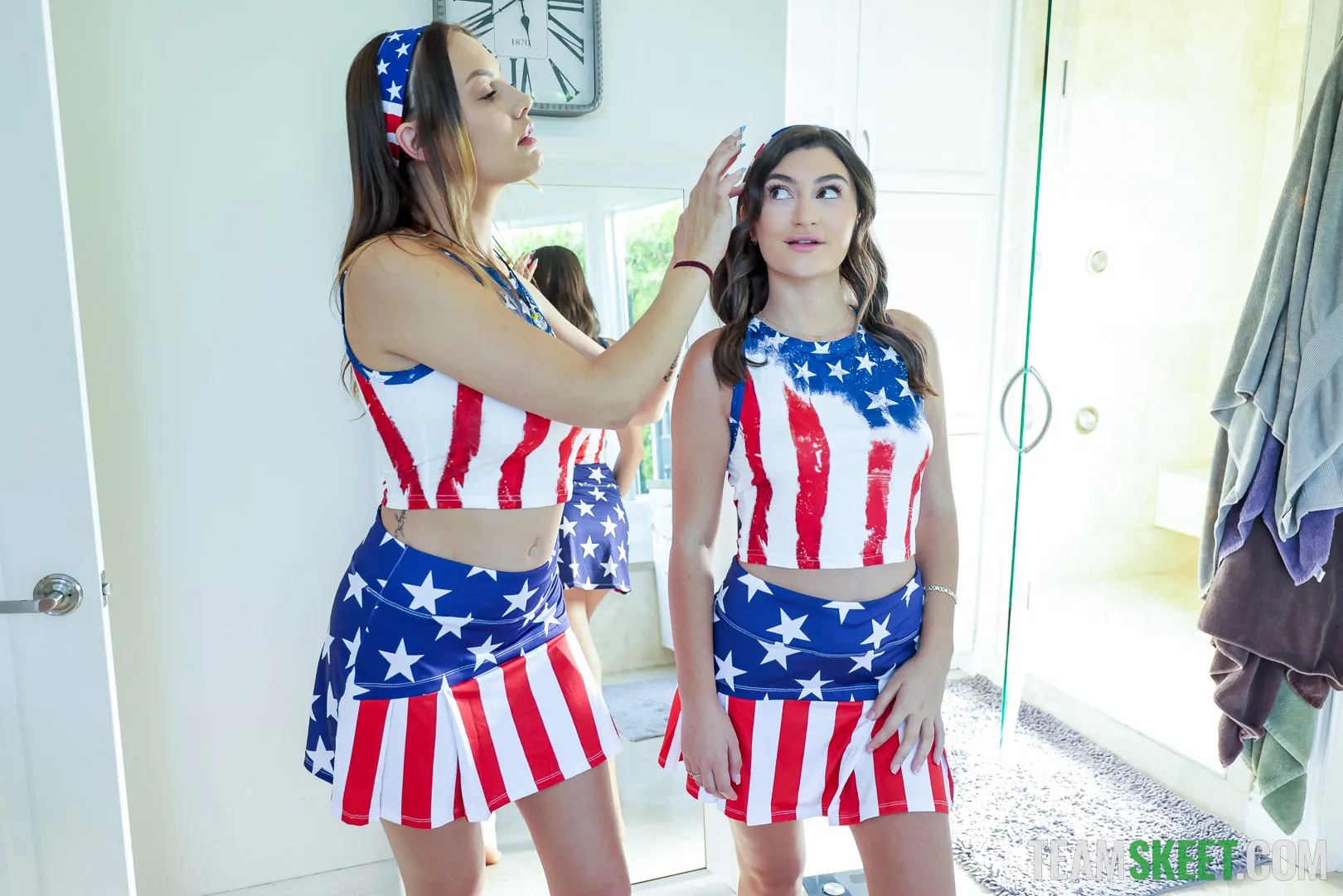 Team Skeet 'Hot Parade' starring Mae Milano (Photo 24)