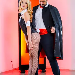 Maria Kazi en 'Team Skeet' Mi pequeño conejito (Miniatura 42)