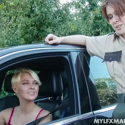 Marie McCray en Juego de rol (foto 1) Marie McCray en 'Team Skeet' Juego de rol (Miniatura 1)