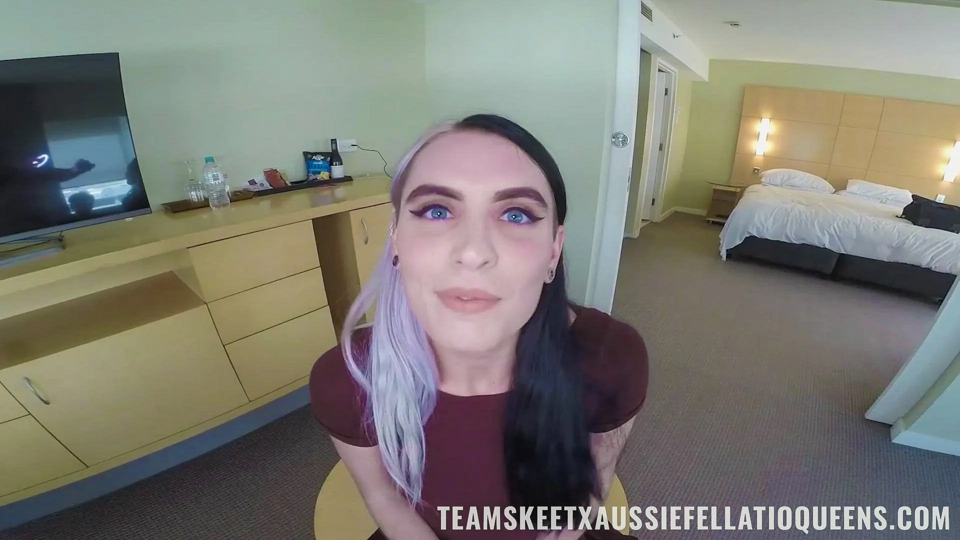 Team Skeet 'So Many!' starring Marina Lee (Photo 1)