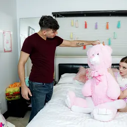 Marina Vaylor en 'Team Skeet' ¿Dónde pongo mi lengua? (Miniatura 49)