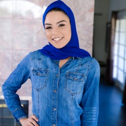 Maya Bijou in 'Team Skeet' Mini Muslim Makes A Deal (Thumbnail 1)