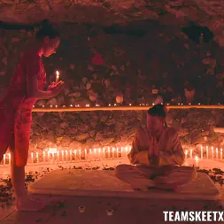 Mea Melone in Achieving Higher Satisfaction (Photo 1) Mea Melone in 'Team Skeet' Achieving Higher Satisfaction (Thumbnail 1)