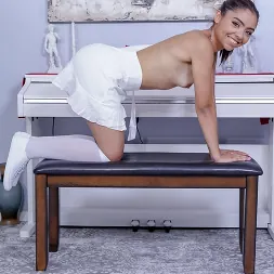 Mechi Medina en 'Team Skeet' Deshaciendo mi pecado (Miniatura 12)