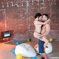 Megan Sage en Te amo, te odio (foto 8) Megan Sage en 'Team Skeet' Te amo, te odio (Miniatura 8)