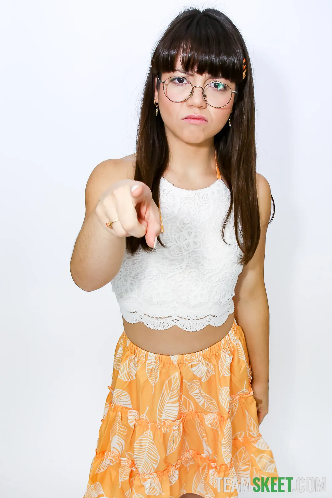 Team Skeet 'Concept: Petite Girl's First Gangbang' starring Mochi Mona (Photo 7)