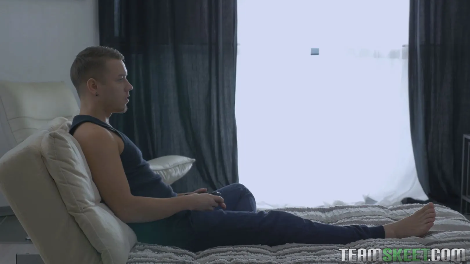 Nadya Nice en 'Sesenta y nueve secretos' from 'Team Skeet' (foto 1) Team Skeet 'Sesenta y nueve secretos' protagonizando Nadya Nice (foto 1)