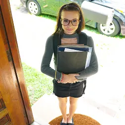 Noemie Bilas in 'Team Skeet' The Nerd Way (Thumbnail 1)