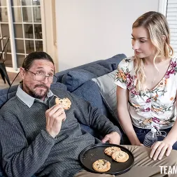 Olive Glass in 'Team Skeet' Riding Frenzy (Thumbnail 50)