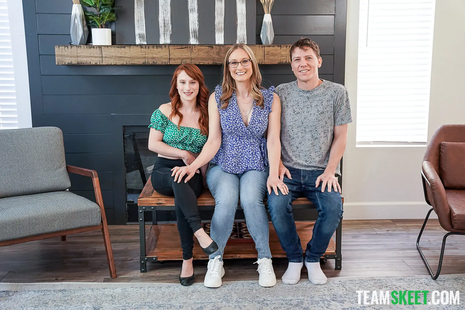 Team Skeet 'La oferta caliente' protagonizando Ophelia Kaan (foto 1)