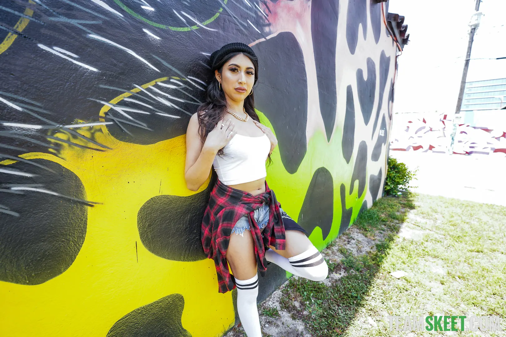 Team Skeet 'NOT Catfished' starring Penelope Woods (Photo 4)