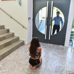 Phoebe Kalib en Tirando de su cadena (foto 42) Phoebe Kalib en 'Team Skeet' Tirando de su cadena (Miniatura 42)