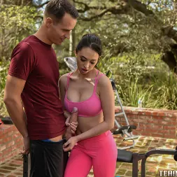 Quinn Wilde en El entrenador personal pervertido (foto 45) Quinn Wilde en 'Team Skeet' El entrenador personal pervertido (Miniatura 45)