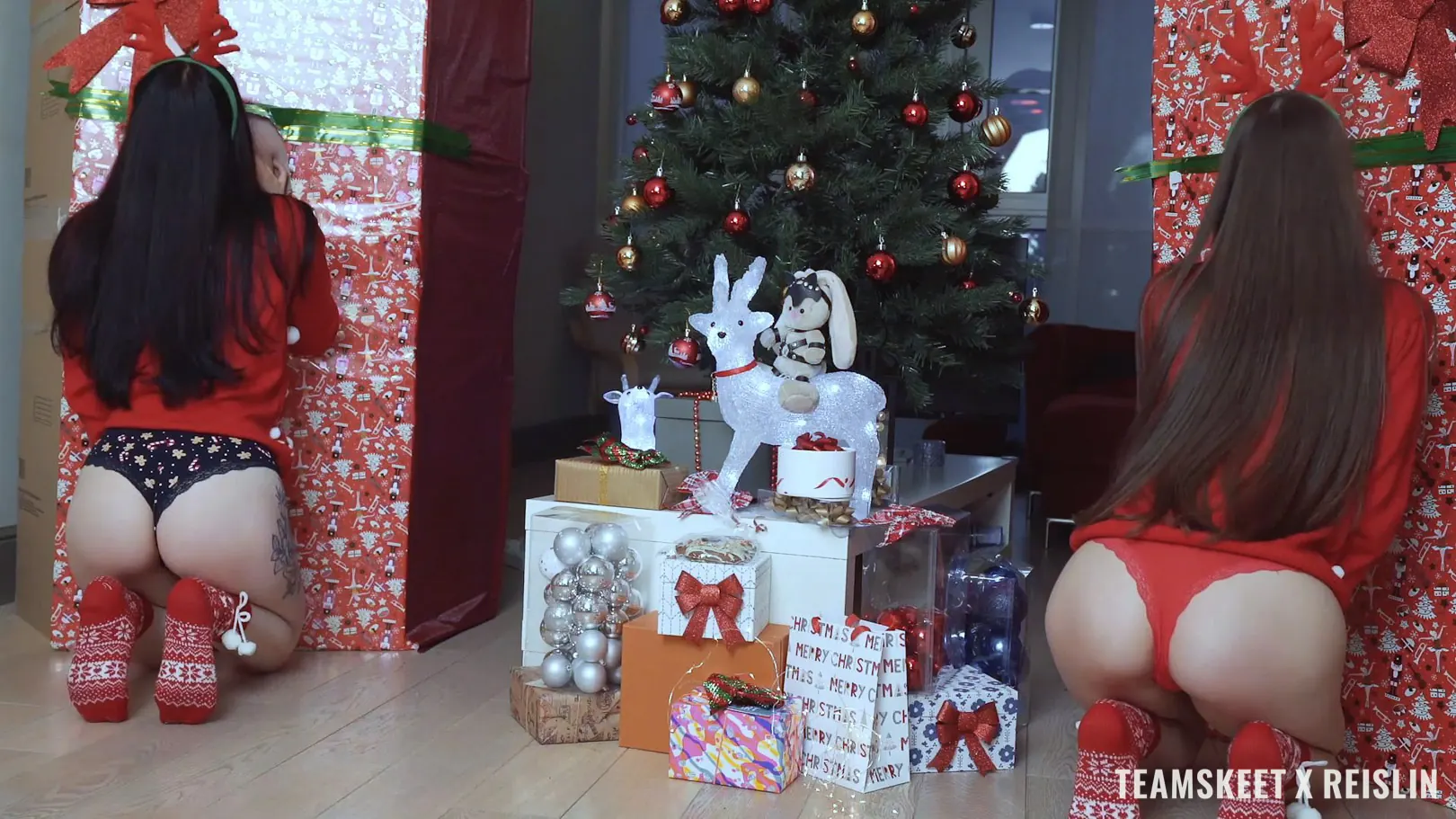 Reislin en 'Regalos de Navidad' from 'Team Skeet' (foto 10) Team Skeet 'Regalos de Navidad' protagonizando Reislin (foto 10)