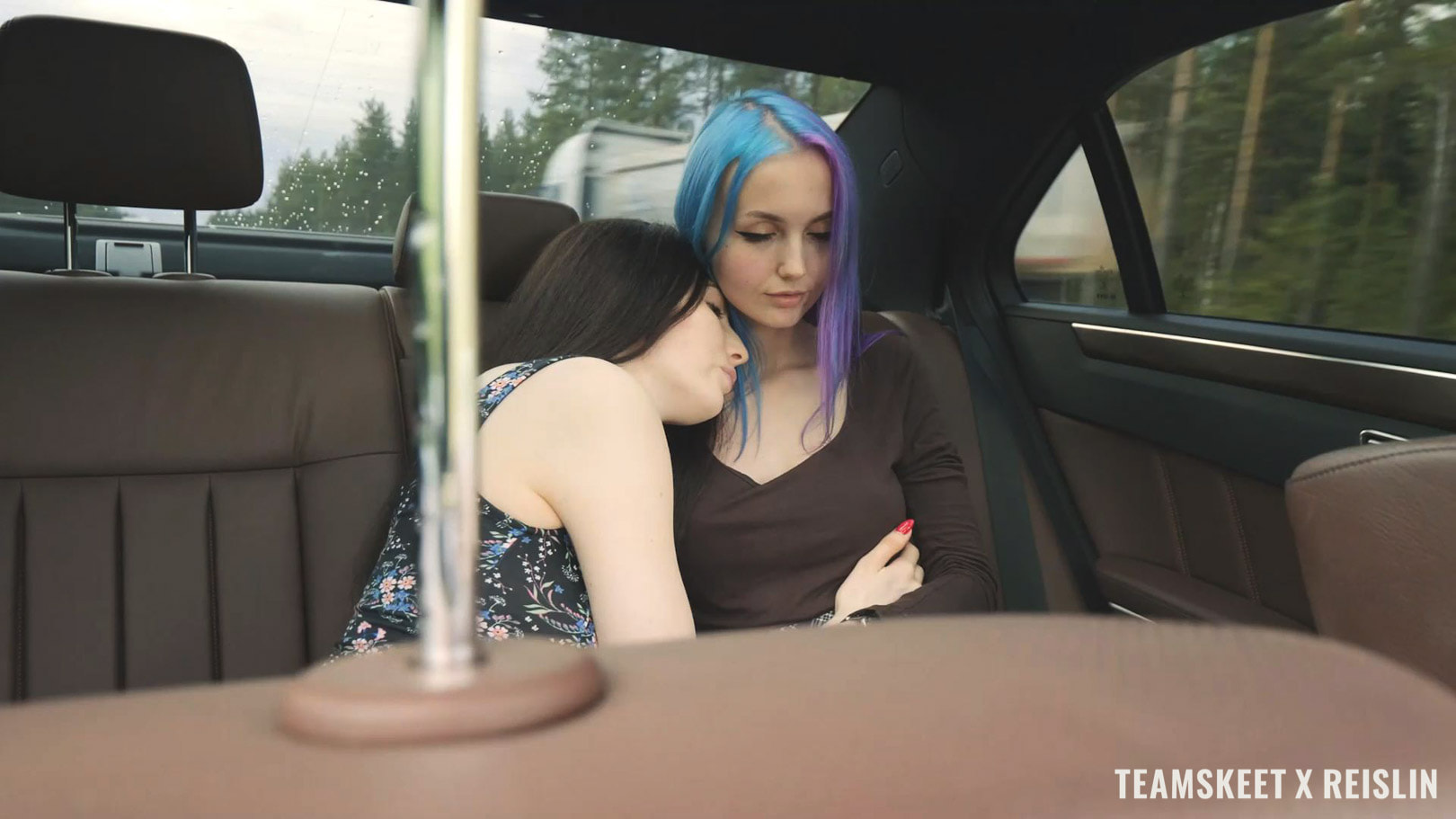 Sia Siberia in 'Team Skeet' The Backseat (Thumbnail 1)