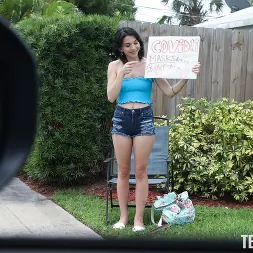 Riley Jean en Mercantilismo (foto 70) Riley Jean en 'Team Skeet' Mercantilismo (Miniatura 70)