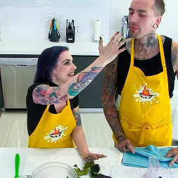 Rizzo Ford in 'Team Skeet' I've Got a Better Dessert (Thumbnail 6)