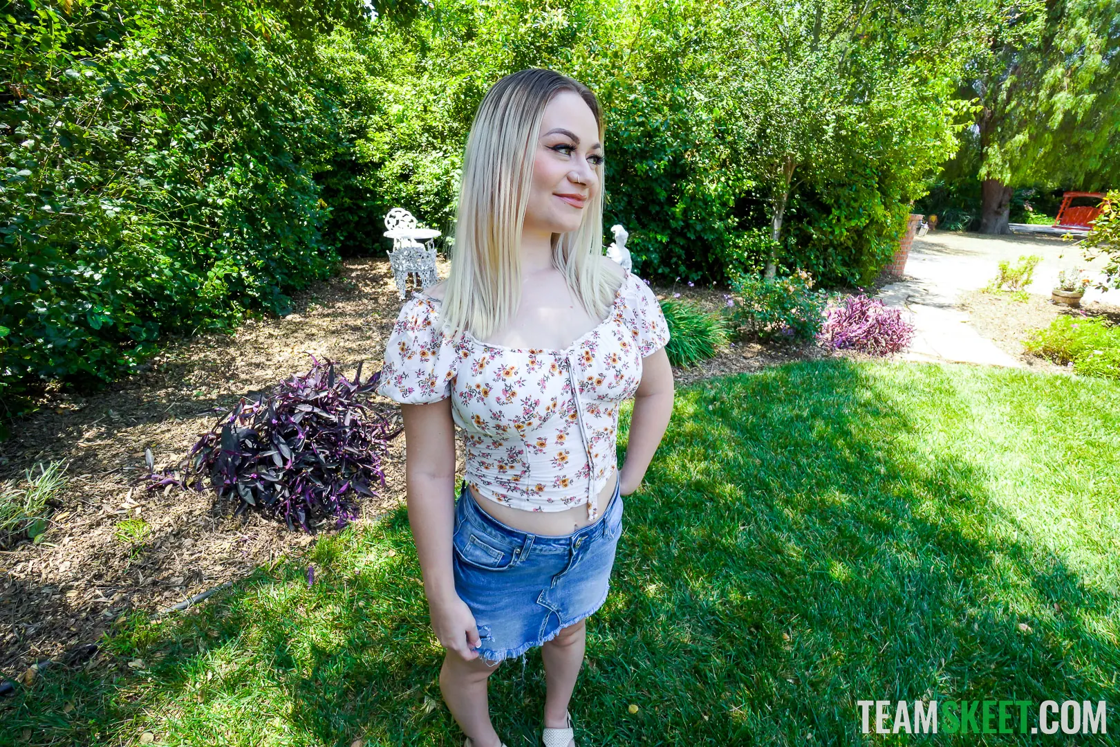 Team Skeet 'Fantasizing About My Boss' starring Rylee Blake (Photo 18)