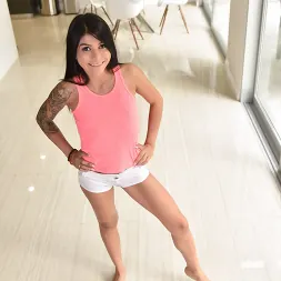 Sadie Pop en Edificio de la niña infantil Cox (foto 1) Sadie Pop en 'Team Skeet' Edificio de la niña infantil Cox (Miniatura 1)