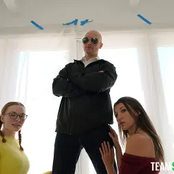 Samantha Reigns en 'Team Skeet' Concepto: Actualidad (Miniatura 45)