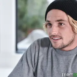 Sheena Ryder en 'Team Skeet' No hay marina para mi bebé (Miniatura 3)