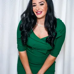 Sheena Ryder en 'Team Skeet' Sheena aparece en la lista de los malos (Miniatura 5)