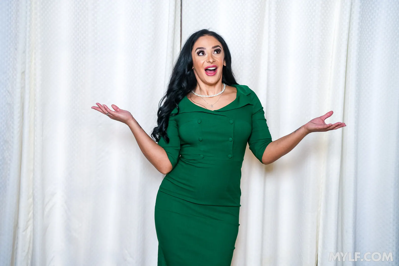 Team Skeet 'Sheena aparece en la lista de los malos' protagonizando Sheena Ryder (foto 10)