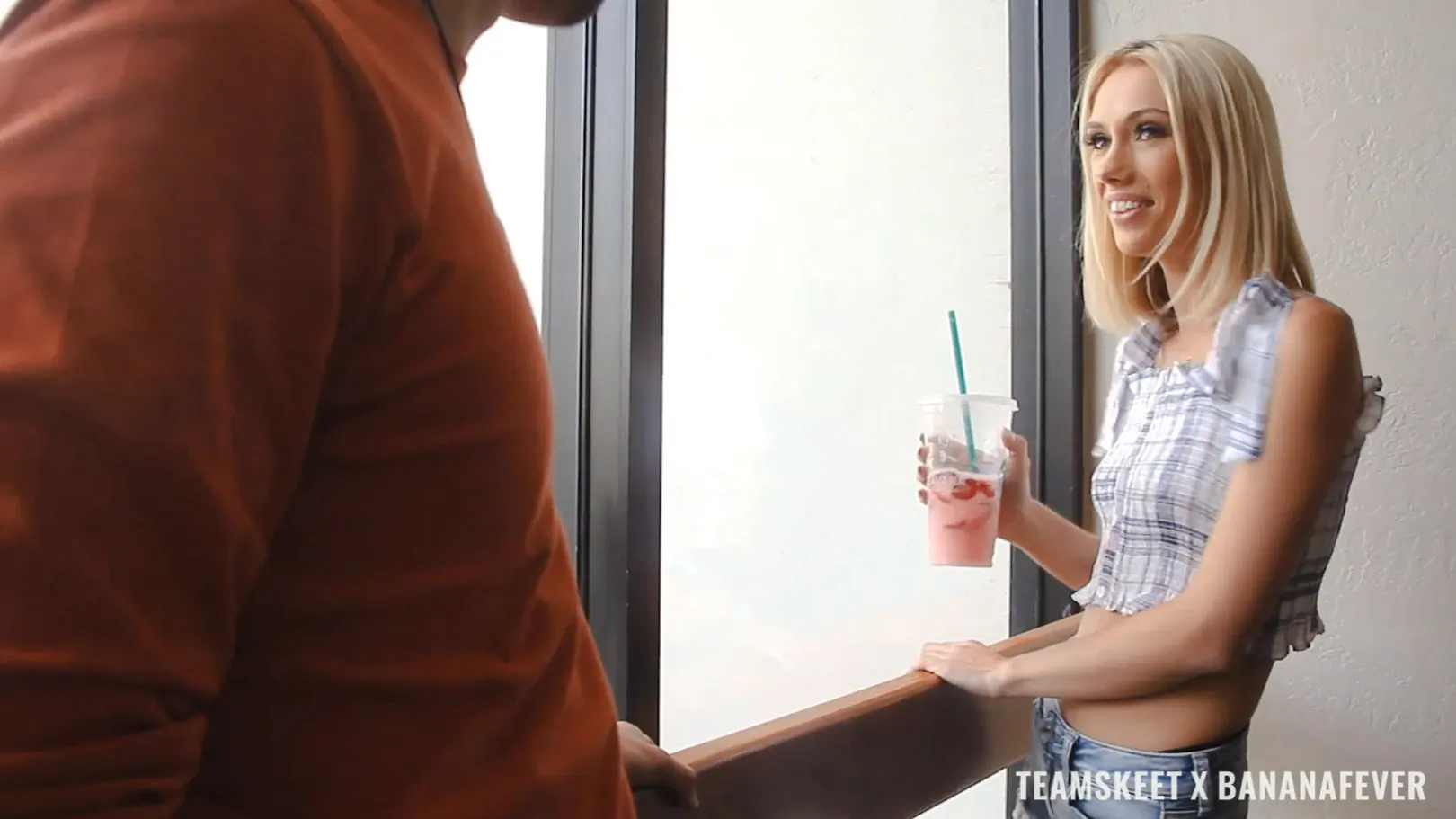 Team Skeet 'La venganza al estilo asiático' protagonizando Sky Pierce (foto 10)