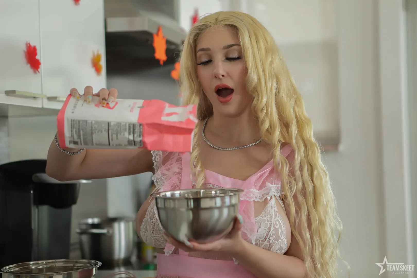 Skylar Vox en 'Su deliciosa receta' from 'Team Skeet' (foto 18) Team Skeet 'Su deliciosa receta' protagonizando Skylar Vox (foto 18)