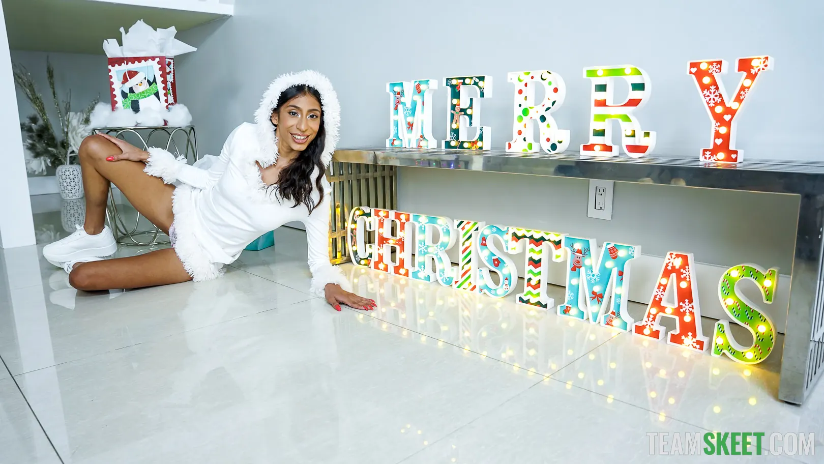 Team Skeet ''Tis The Season to be Horny' starring Sona Bella (Photo 9)