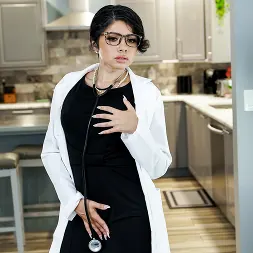 Sona Bella in 'Team Skeet' The Babysitter Issue (Thumbnail 110)