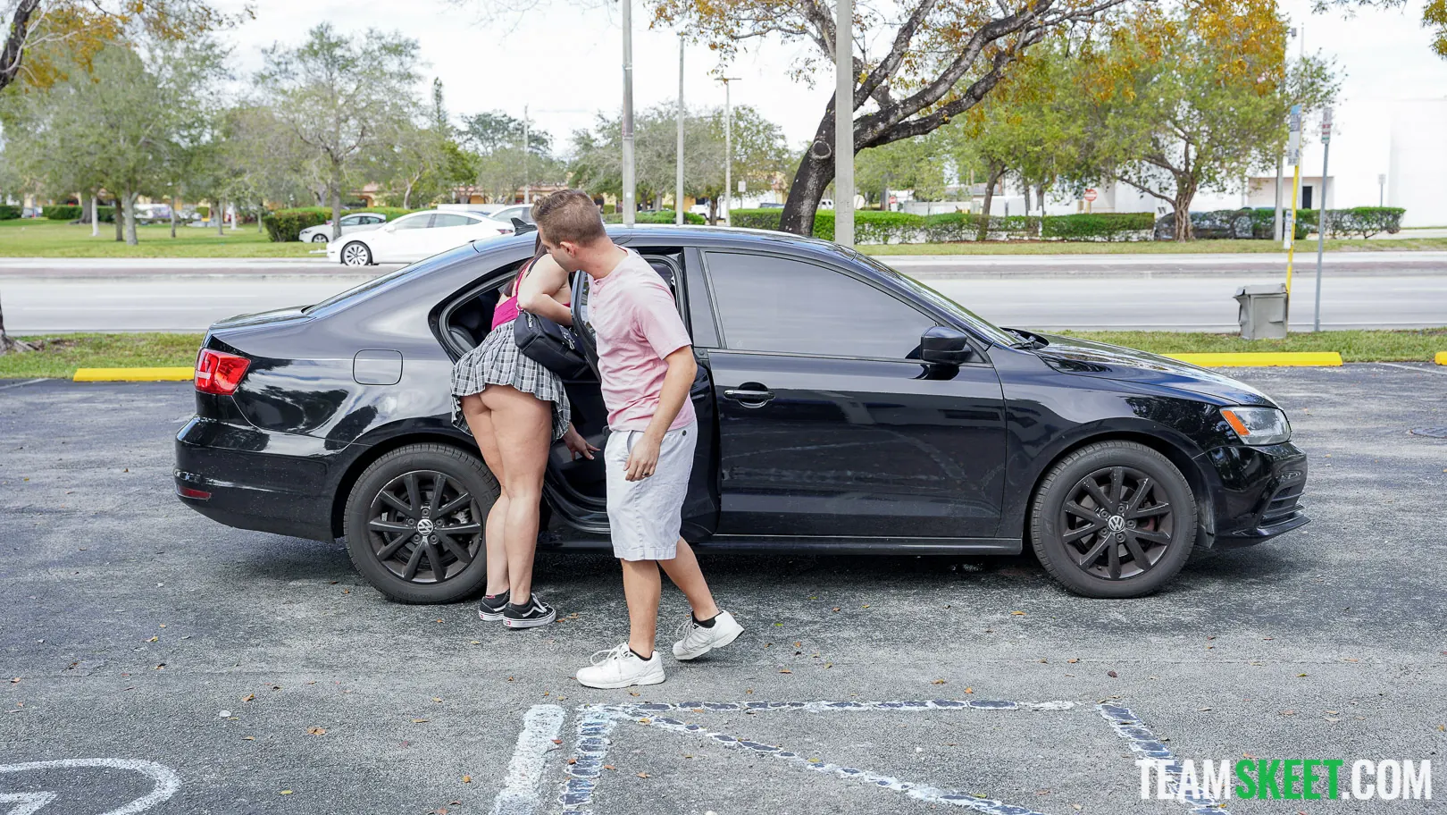 Team Skeet 'Concepto: Juegos de viajes compartidos' protagonizando Sophia Burns (foto 16)