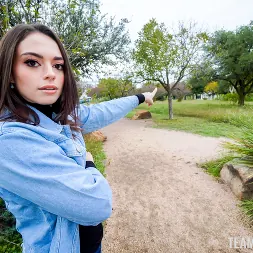 Sophia Burns en 'Team Skeet' Con ganas de recuperarlo (Miniatura 12)
