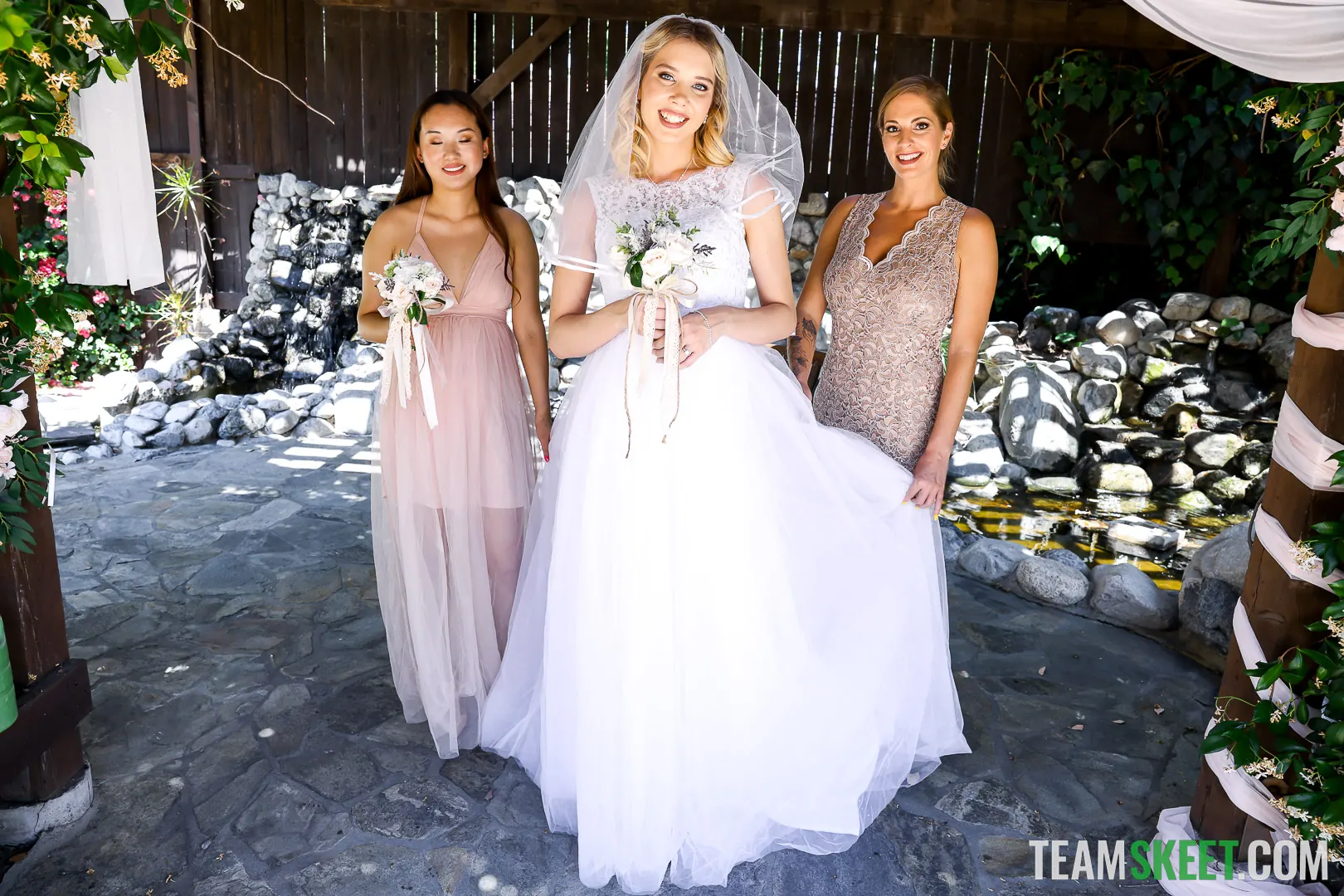 Team Skeet 'Concept: Wedding Photographer' starring Sophia Sterling (Photo 20)