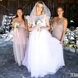 Sophia Sterling in 'Team Skeet' Concept: Wedding Photographer (Thumbnail 20)