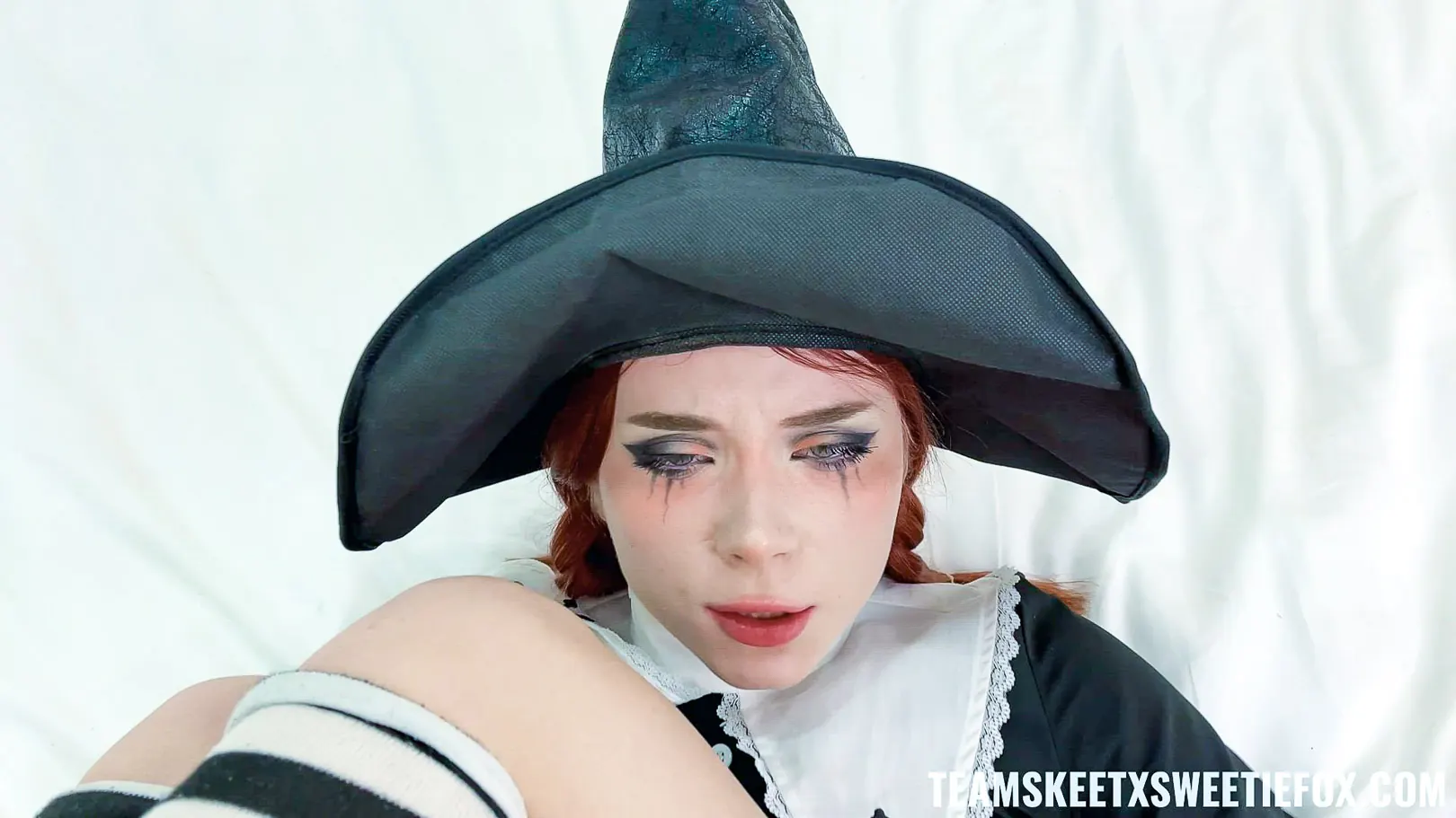 Team Skeet 'The Naughty Witch' starring Sweetie Fox (Photo 45)