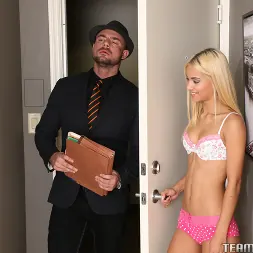 Uma Jolie en 'Team Skeet' Plan de negocios de Creampie (Miniatura 60)