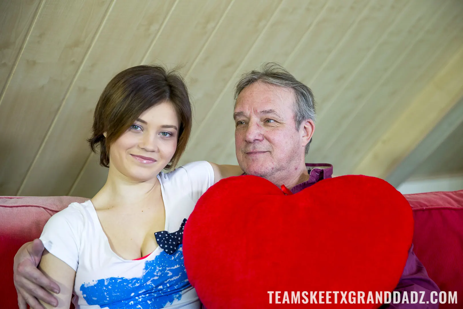 Team Skeet 'Manteniendo las cosas limpias' protagonizando Veronica Morre (foto 1)