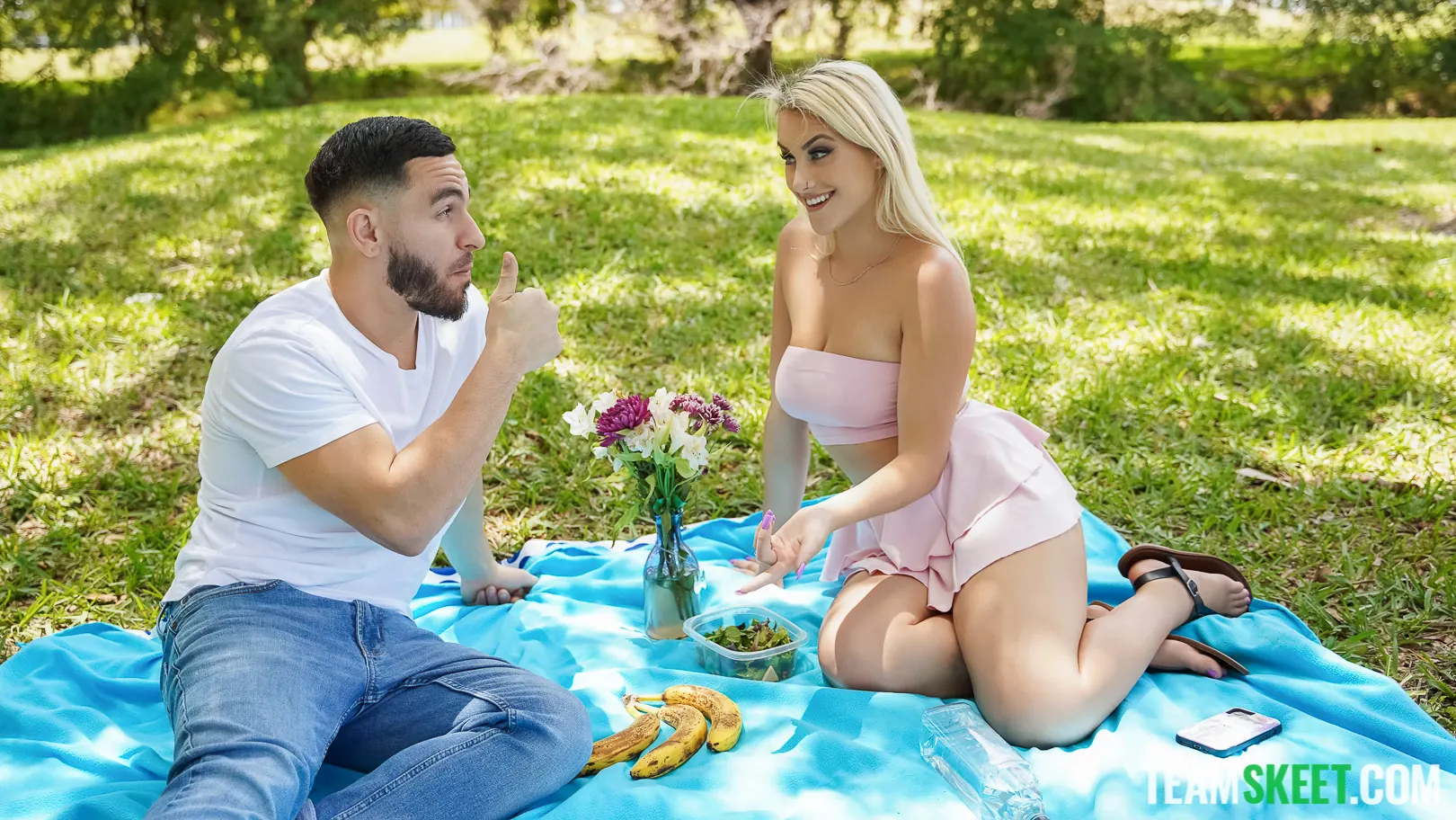 Team Skeet 'Hottest Tan Lines' starring Victoria June (Photo 5)