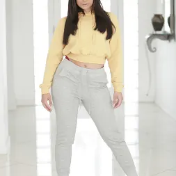 Violet Starr en 'Team Skeet' Relájate, violeta (Miniatura 1)