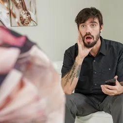 Vivianne DeSilva en 'Team Skeet' Concepto: Milf extra pequeña (Miniatura 45)