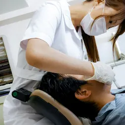 Yume Mizuki en 'Team Skeet' Dentista tetona monta la gran polla del paciente (Miniatura 6)