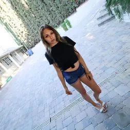 Zoe Clark in 'Team Skeet' Father Figure Issues (Thumbnail 1)